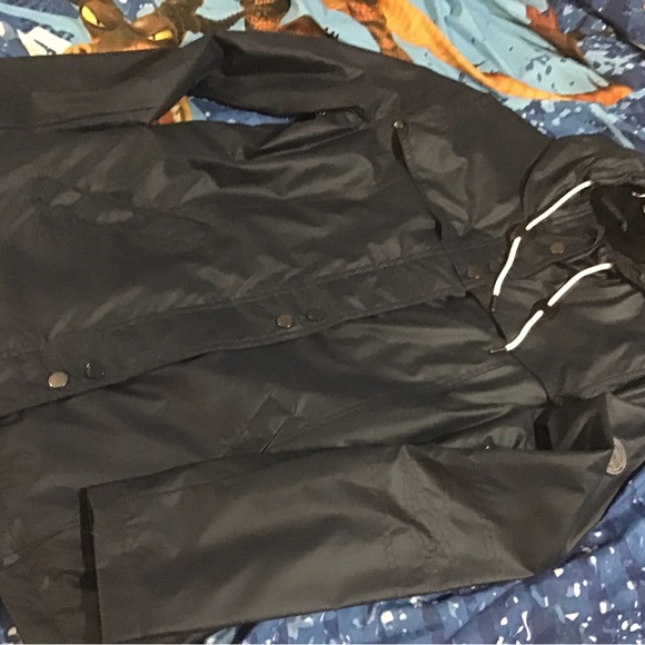 Chillax small ladies rain jacket new with tags - Picture 3 of 7